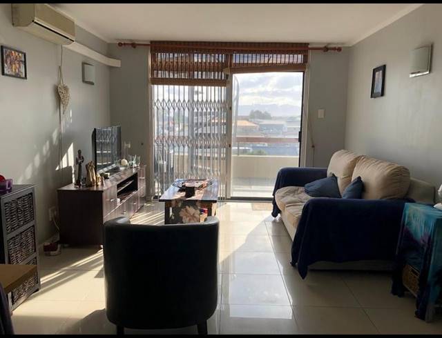 2 BEDROOM APARTMENT FOR SALE IN GANSBAAI CENTRAL